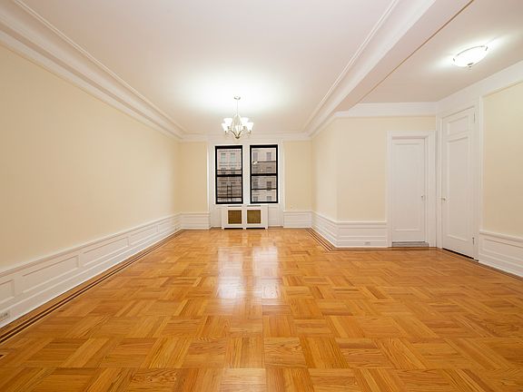 3rd image of 230 W 79th St #74N