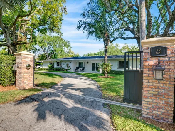 8741 SW 97th Ter, Miami, FL 33176