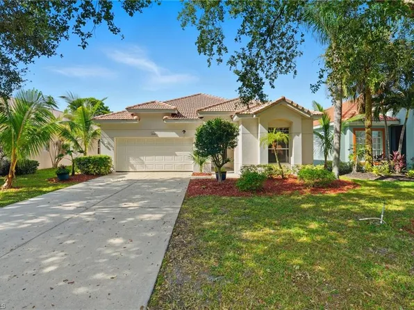 2318 Bainmar DR, LEHIGH ACRES, FL 33973