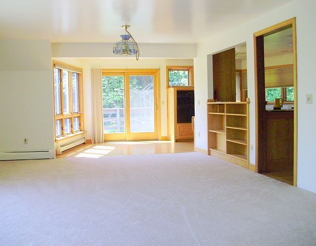 2nd image of 154 Forest Ave
