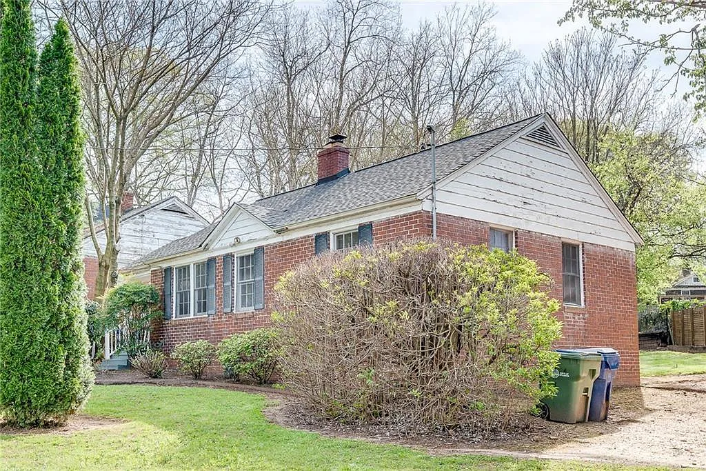 2 bed, 1.0 bath, $2,575 — Photo 4