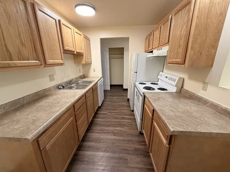 Winding Hills Apartments — Photo 76