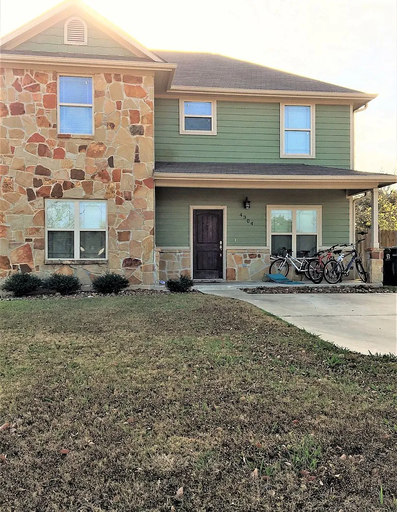 4304 Culpepper — Photo 1