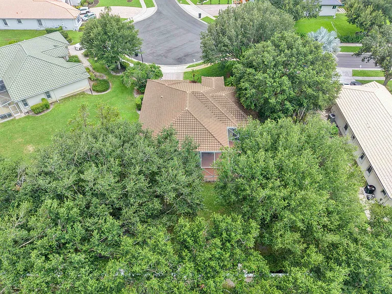 4378 Danielson Dr — Photo 36