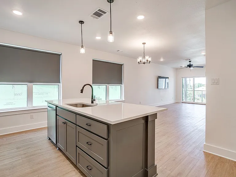 2341 Benbrook Blvd — Photo 58