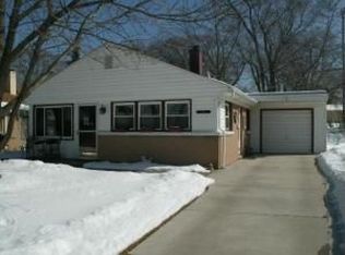 2966 S 57th St, Milwaukee, WI 53219