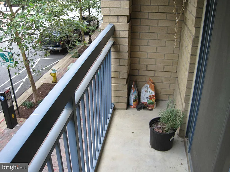 3830 9th St N #208W — Photo 17