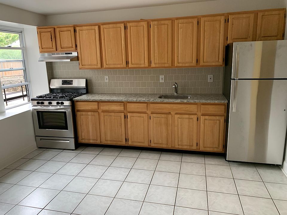 1st image of 620 E Lincoln Ave #C53