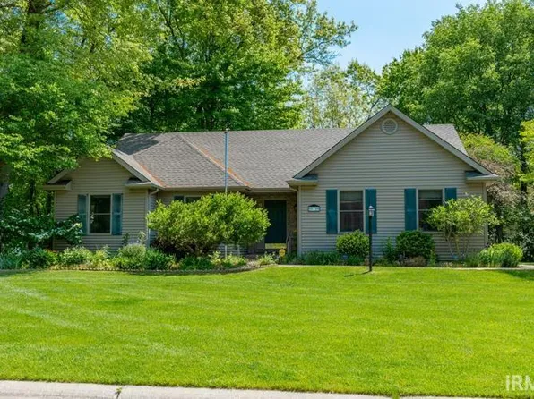 50710 Carrington Place Ct, South Bend, IN 46637