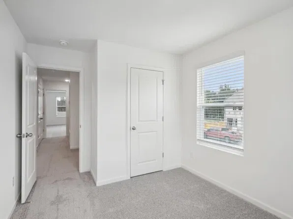 2131 Glen Crossing Dr, Durham, NC 27704