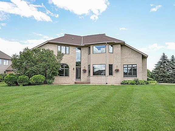 5th image of 1848 Stonebridge Dr S
