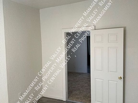 5th image of 821 N American St #2