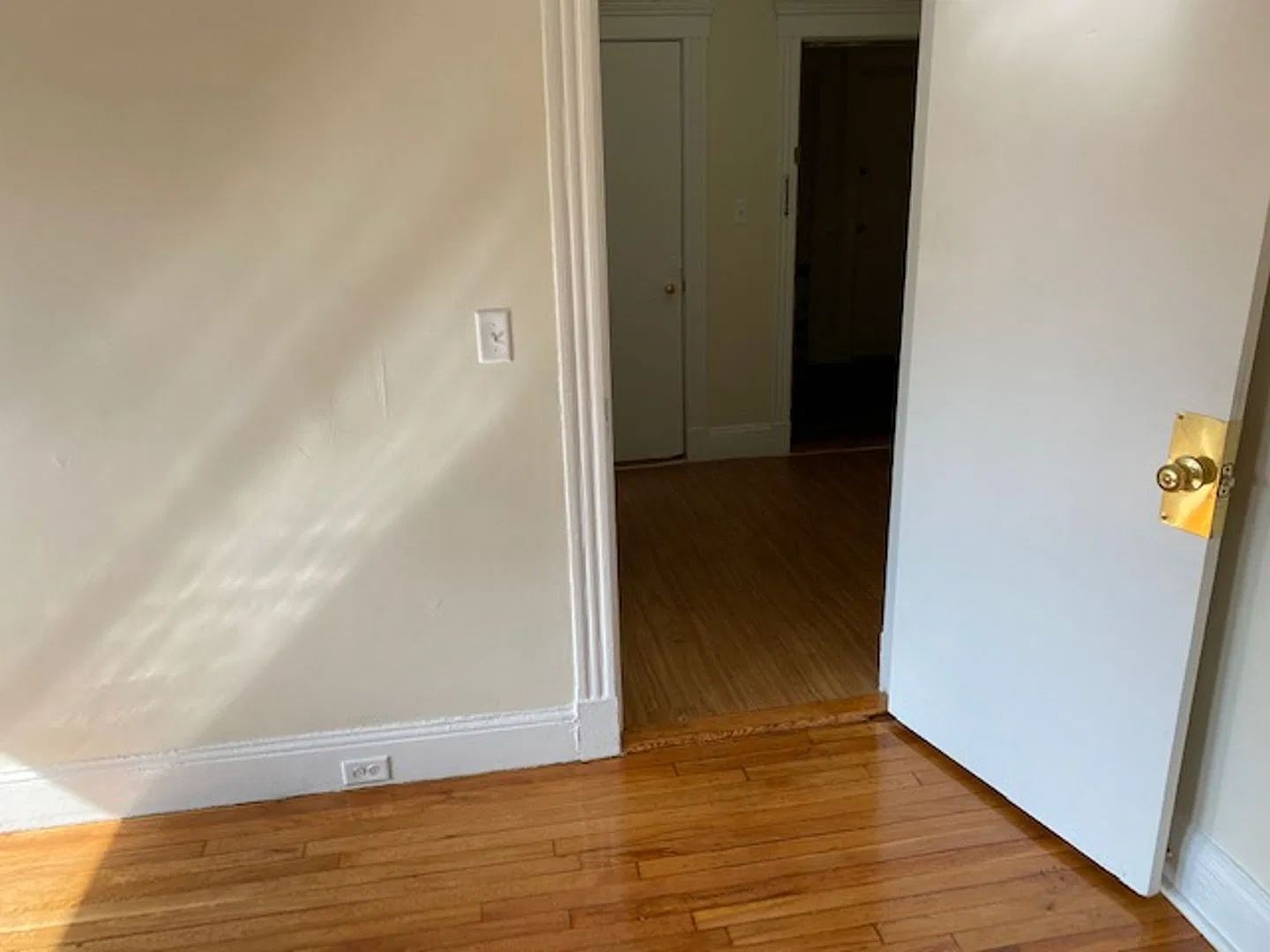 Fenway Studio Heat & Hot Water Included | No Broker Fee — Photo 4