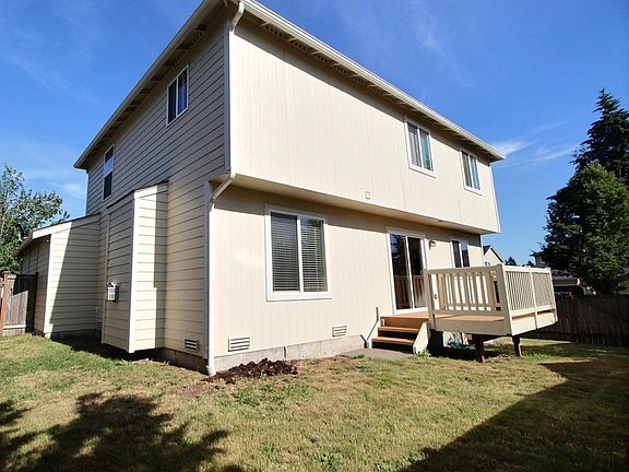 3rd image of 18422 84th Ave E