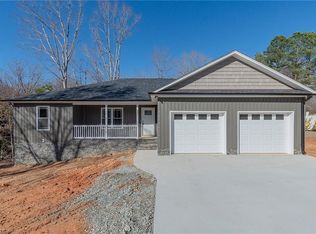 373 Carriage Ln, Linwood, NC 27299