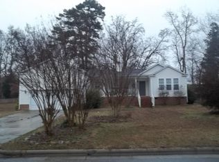 1105 Lexington Farm Rd, Apex, NC 27502