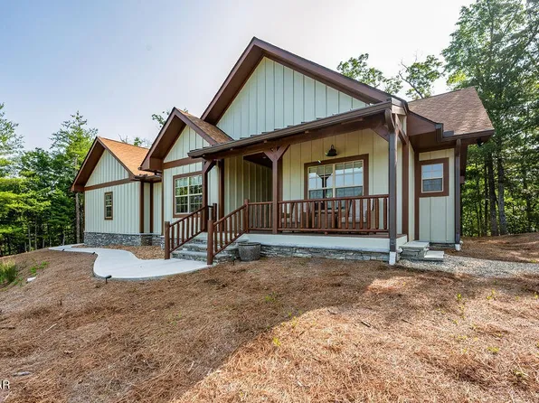 232 Black Powder Ct, Walland, TN 37886