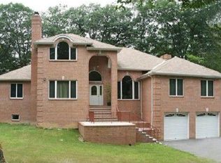 286 Brook Valley Rd, Kinnelon, NJ 07405