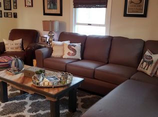 54 William St, Hamilton, NJ 08619