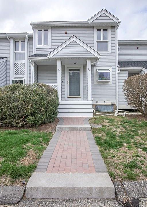 1st image of 925 Crane Ave S #O3