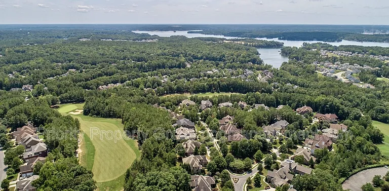 16436 Palisades Commons Dr — Photo 47