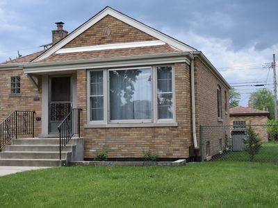 2873 W 83rd St, Chicago, IL, 60652