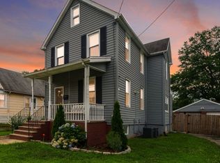462 Robins St, Roselle, NJ 07203