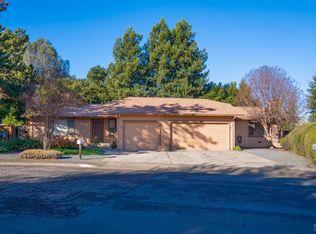 700 Yosemite Dr, Ukiah, CA 95482