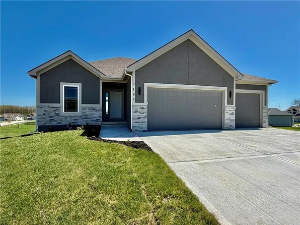 508 Skyview Ln, Liberty, MO 64068
