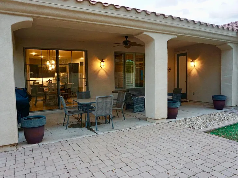 381 W Wisteria Pl — Photo 20