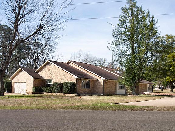 3rd image of 115 Raton Pass