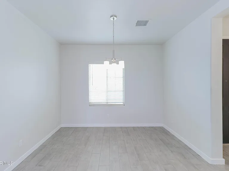 12832 Haxby St — Photo 16