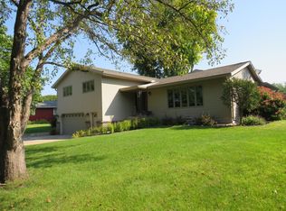 903 10th St S, Benson, MN 56215