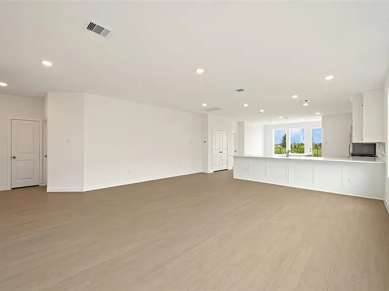 31711 Wild Meadow Dr — Photo 5