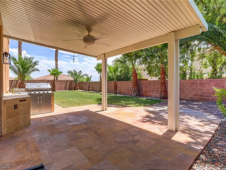 11223 Tribiani Ave — Photo 45