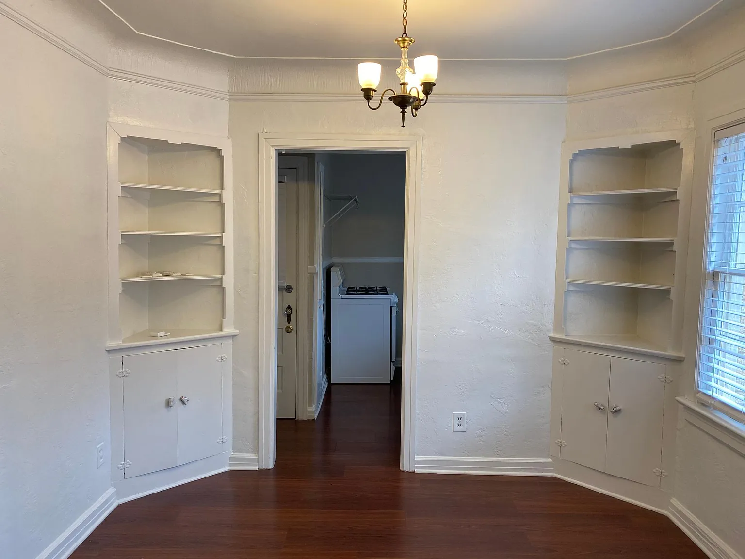 5738 McCommas Blvd — Photo 3