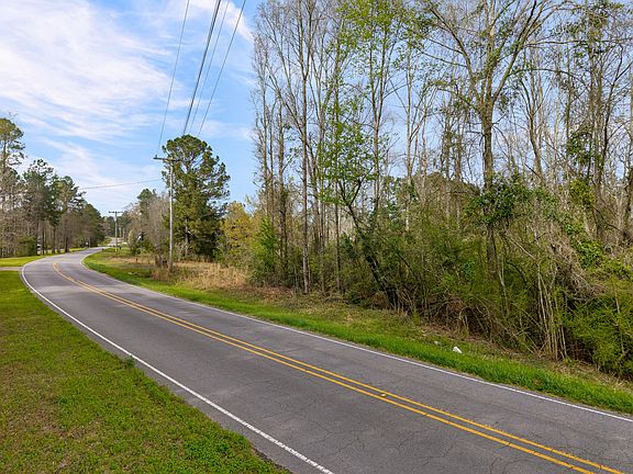 3rd image of 130 Oak Bowery Rd