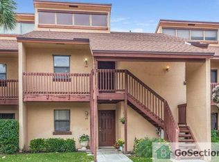 1502 Lakeview Dr E, Royal Palm Beach, FL 33411