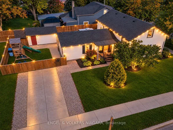 13 Frederick Ave, Bluewater, ON N0M 2T0