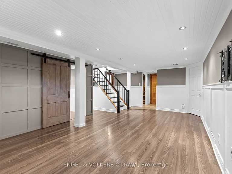 855 Weston Dr — Photo 21