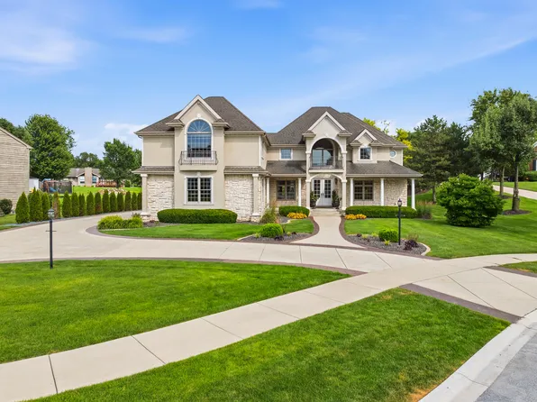 9241 Ruth Ct, Saint John, IN 46373