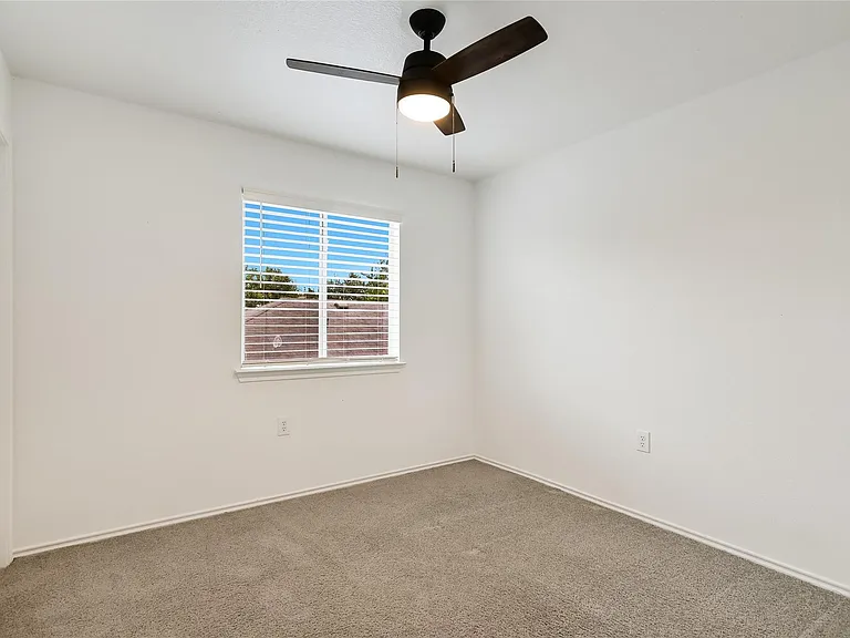 1628 Poppy Seed Ln — Photo 15