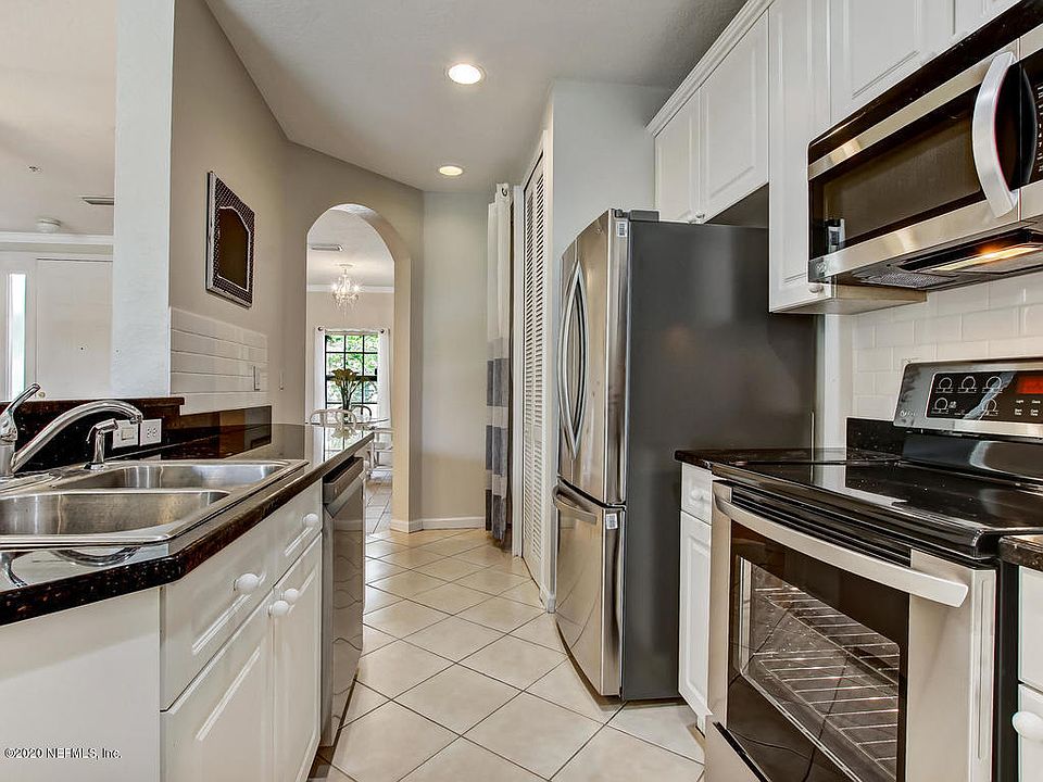 1st image of 405 La Travesia Flora St #102