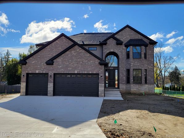Real Estate One-Troy