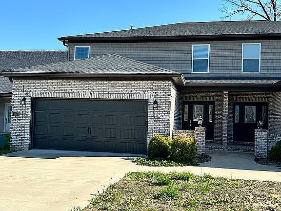 2nd image of 8663 Pebble Creek Dr