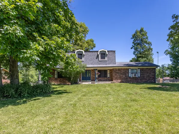 4520 Mohr Estate Middle Dr, New Palestine, IN 46163