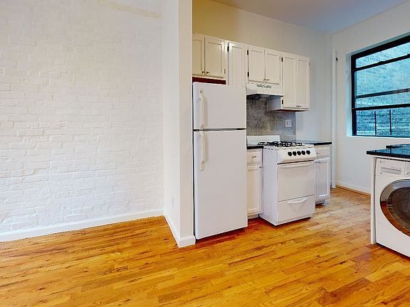 2nd image of 285 W 147th St #53
