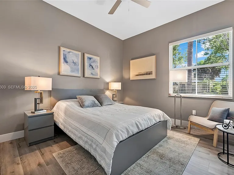 5046 SW 162nd Ave — Photo 7