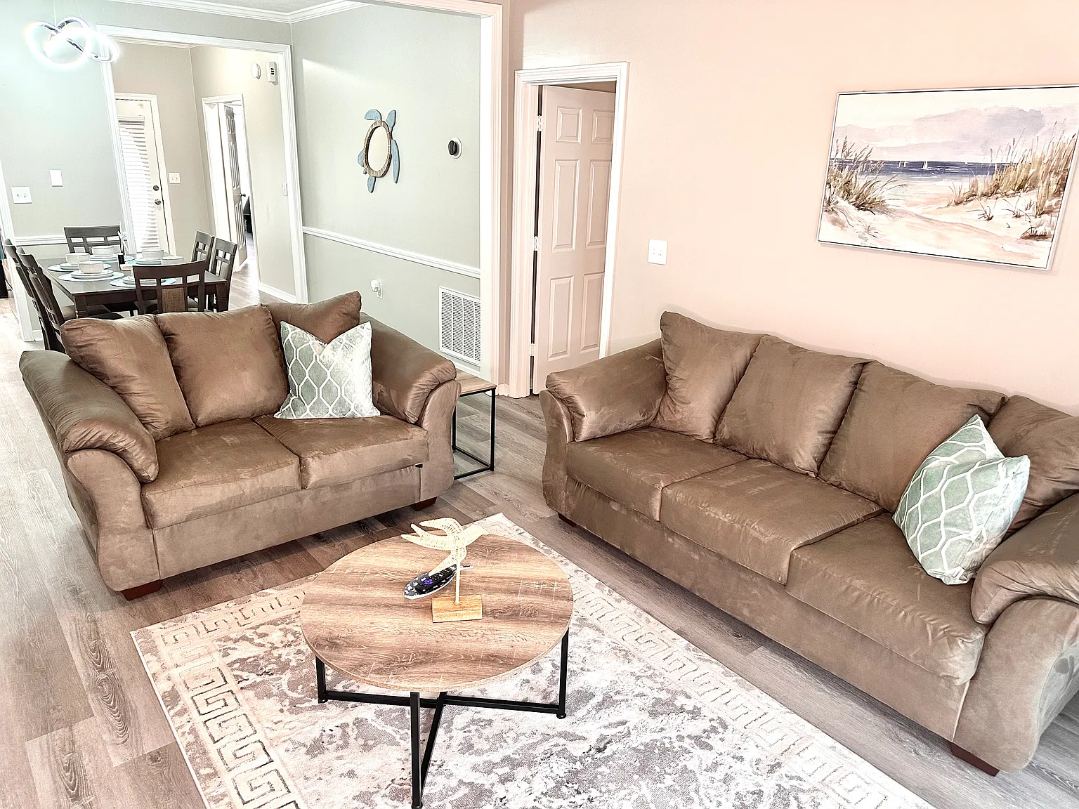 2 bed, 1260 sqft, $4,900 — Photo 3