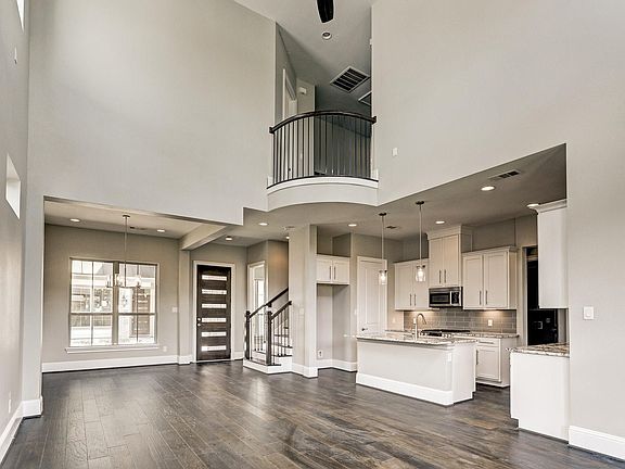 4th image of 4859 Benning Dr
